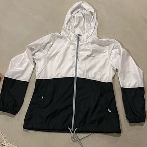 Women’s Columbia rain, jacket